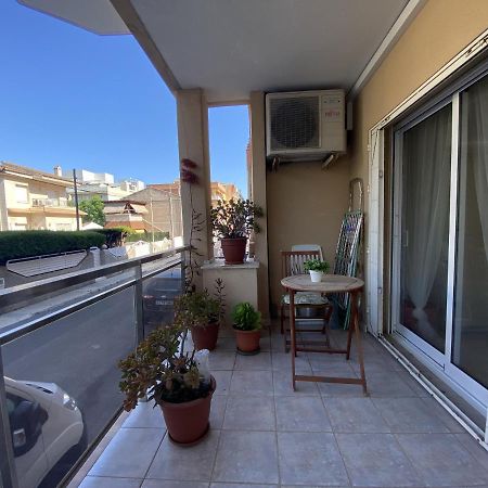 R123 Apartamento En La Planta Baja Con Piscina Cerca De La Playa Calafell Eksteriør bilde