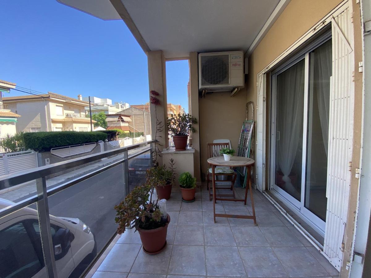 R123 Apartamento En La Planta Baja Con Piscina Cerca De La Playa Calafell Eksteriør bilde