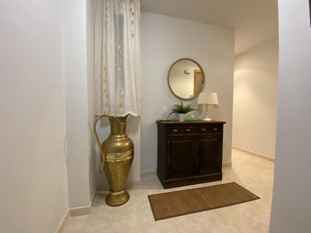 R123 Apartamento En La Planta Baja Con Piscina Cerca De La Playa Calafell Eksteriør bilde