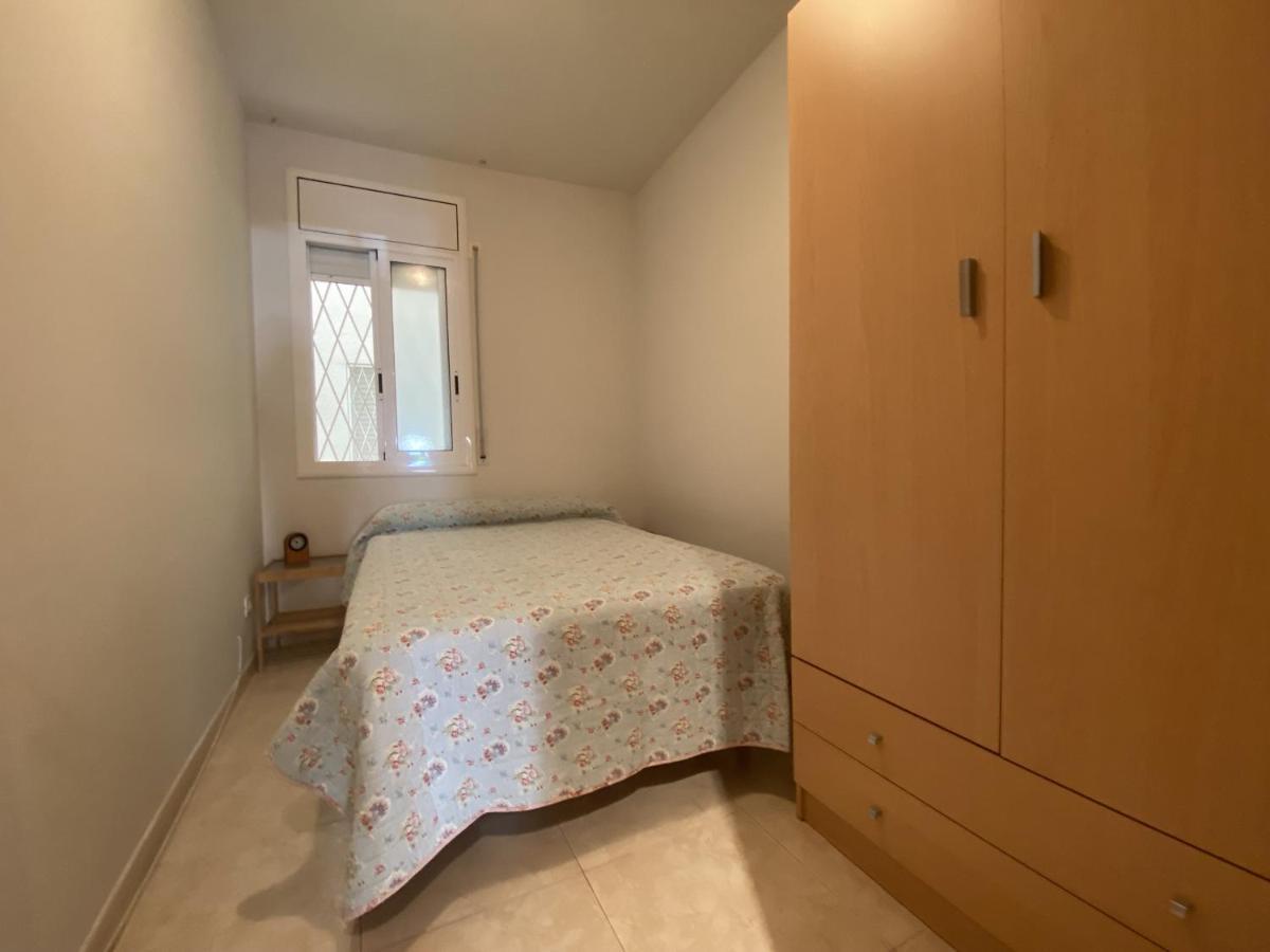 R123 Apartamento En La Planta Baja Con Piscina Cerca De La Playa Calafell Eksteriør bilde