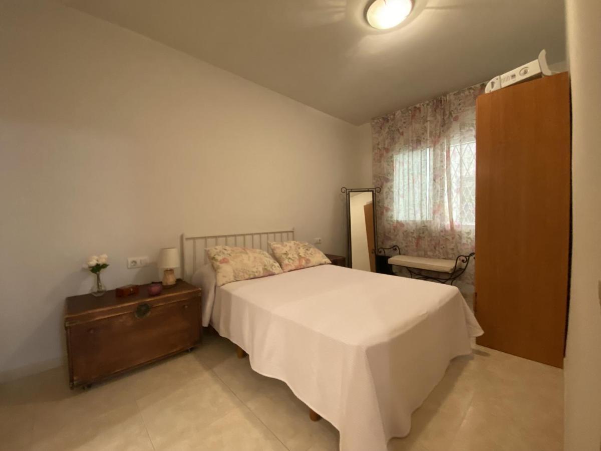 R123 Apartamento En La Planta Baja Con Piscina Cerca De La Playa Calafell Eksteriør bilde