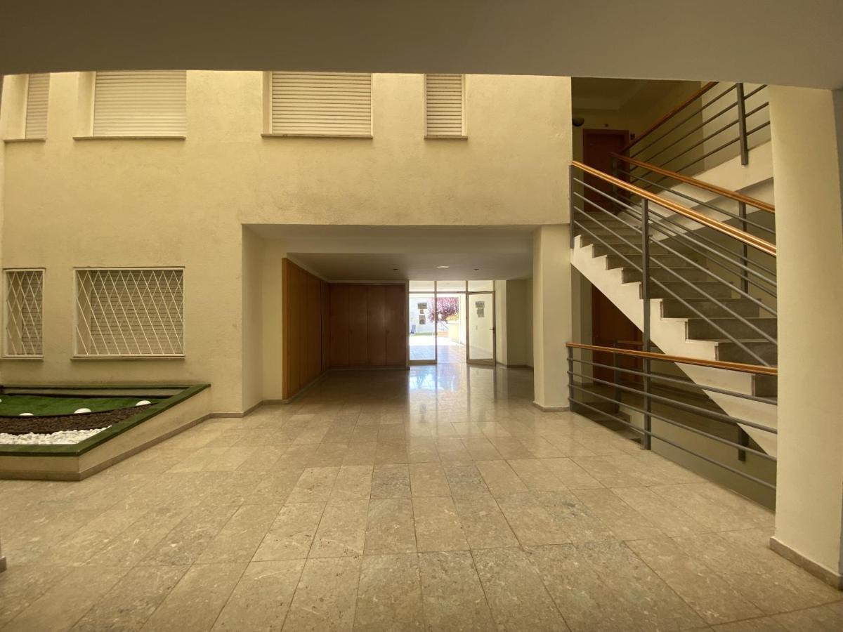 R123 Apartamento En La Planta Baja Con Piscina Cerca De La Playa Calafell Eksteriør bilde