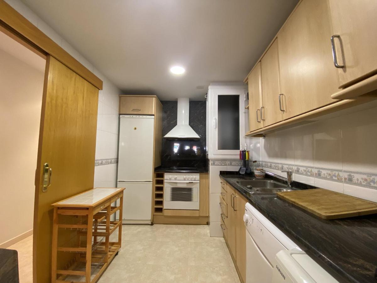 R123 Apartamento En La Planta Baja Con Piscina Cerca De La Playa Calafell Eksteriør bilde
